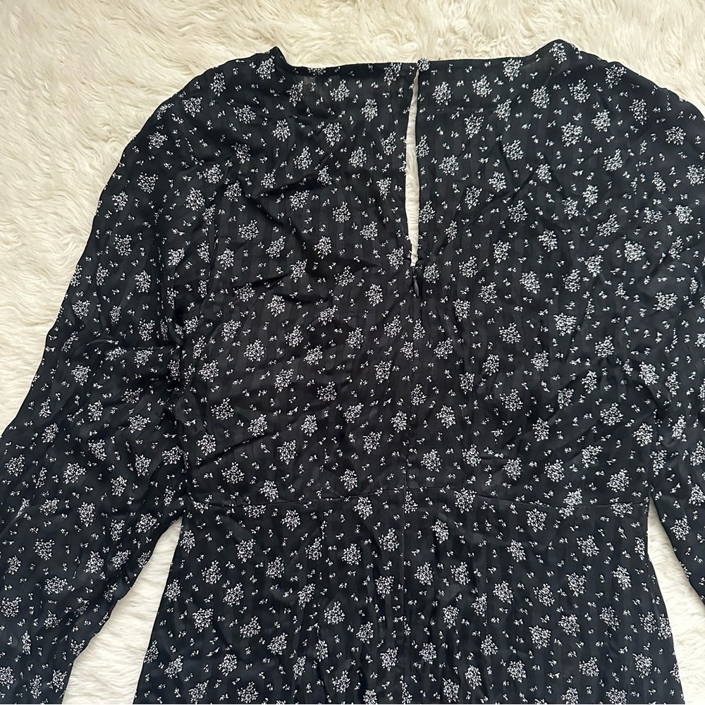 Madewell Dress Ruched Midi V-neck Long Sleeve Floral True Black 2 - Picture 7 of 14